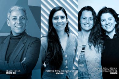 Gemini ha dit Aquesta imatge és una composició de tres fotografies en tons blaus que mostren quatre emprenedores premiades. De dalt a baix i d'esquerra a dreta, els detalls són els següents: Esquerra: Retrat de Silvia Frutos, de l'empresa Splice Bio. Apareix somrient, amb els braços creuats i vestint una jaqueta sobre un jersei de coll alt. Centre: Retrat de Patricia Aymà Maldonado, de l'empresa Benviro. Es mostra d'enfront, amb el cabell llarg fosc i una jaqueta de punt amb botons clars. Dreta: Retrat conjunt de Marina Rigau Resina i Eva Colás Ortega, de l'empresa MiMark. Ambdues apareixen somrients i abraçades en un pla mitjà.